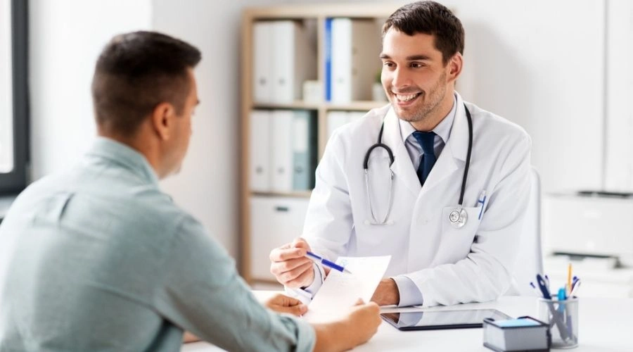 Physician consulting with patient - Treatment Options for Active Addiction at Icarus Behavioral Health